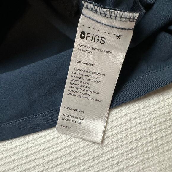 Figs Technical Collection Women’s Shirt Scrub Top V Neck Blue gray Medium - Picture 4 of 5